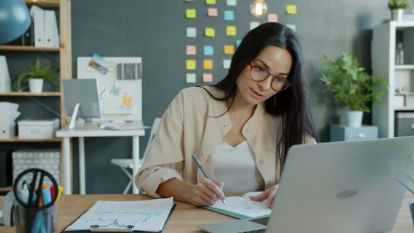 Maximize earnings: transform your uk residence into a productive office for financial success